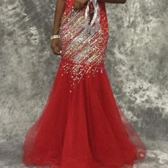 Prom/pageant dress - Picture 2 of 2